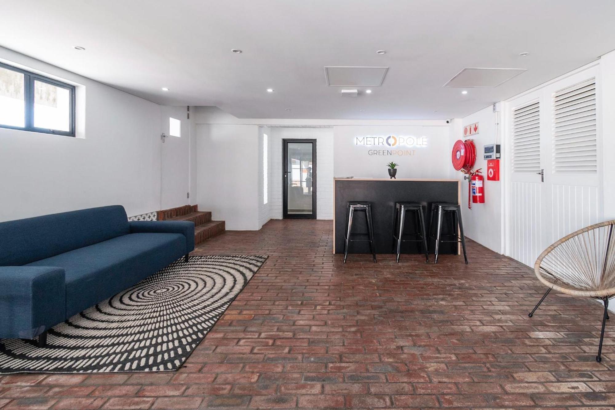 Apartment Greenpoint Gem Cozy With Vibrant Shared Space *